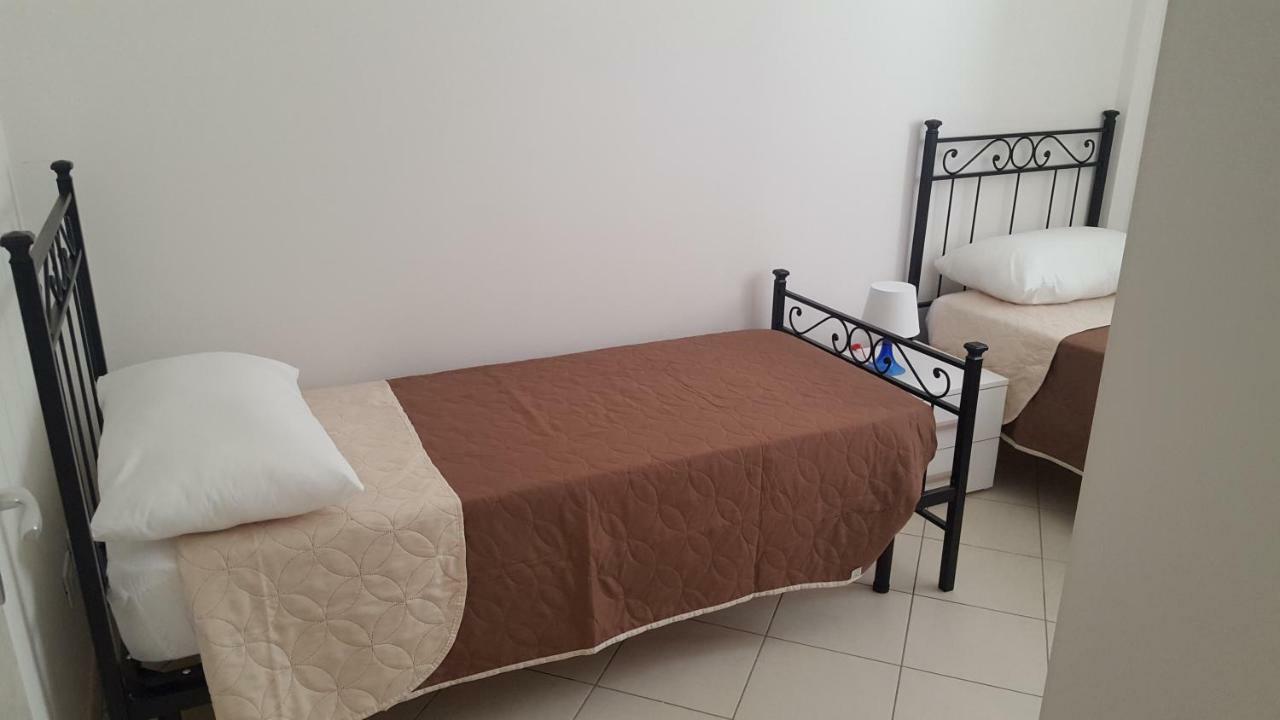 Casa Vacanze Cristoforo Colombo Apartment Lido Conchiglia Exterior foto